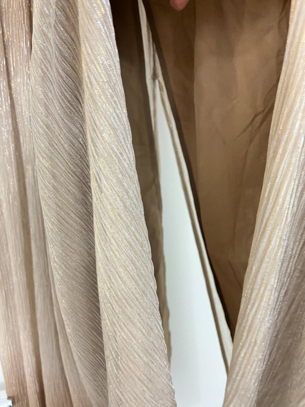 New Reiss Size 2 Gold Champagne Ombré Emmeline Metallic Pleated Maxi Skirt NWT - Picture 13 of 16